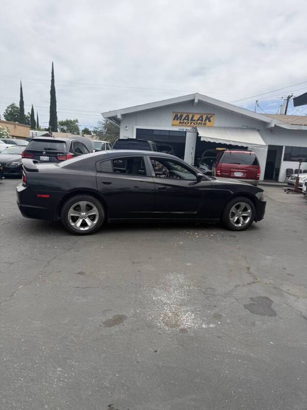2014 Dodge Charger SE