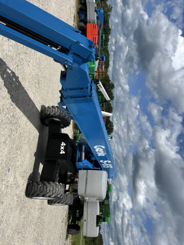2017 Genie 65' Manlift