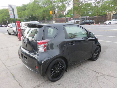 2014 Scion iQ