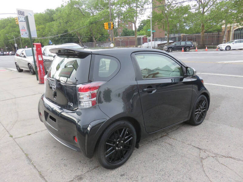 2014 Scion iQ