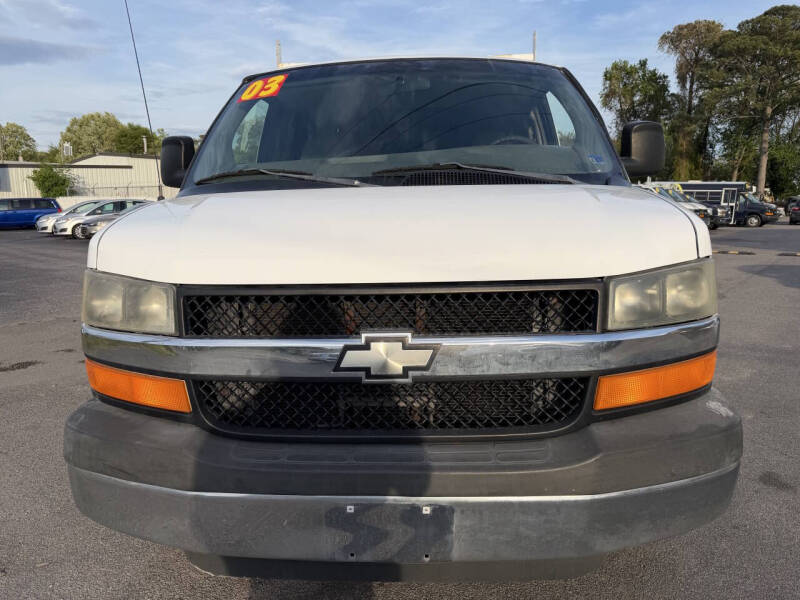 2003 Chevrolet Express 3500 LS