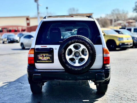 2004 Chevrolet Tracker ZR2