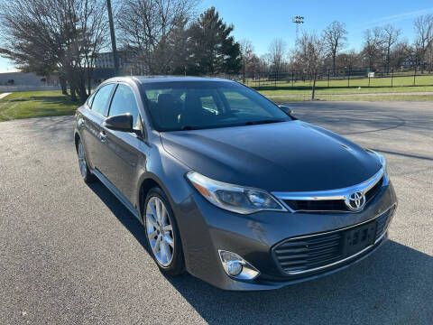 2013 Toyota Avalon for sale at The Auto Connect in Springfield IL