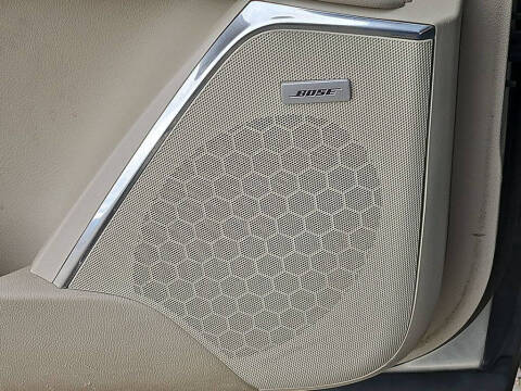 2017 Cadillac Escalade ESV Luxury