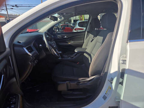 2017 GMC Acadia SLE-1