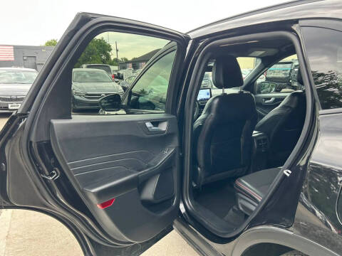 2025 Ford Escape ST-Line