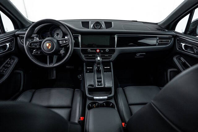 2026 Porsche Macan S