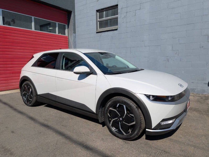 2023 Hyundai IONIQ 5 SEL's photo