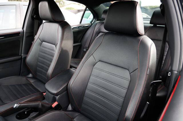 2017 Volkswagen Jetta 2.0T GLI