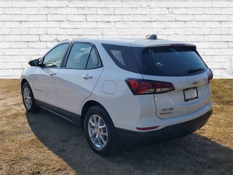 2023 Chevrolet Equinox LS