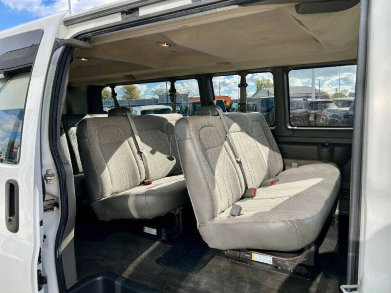 2013 Chevrolet Express LT 3500