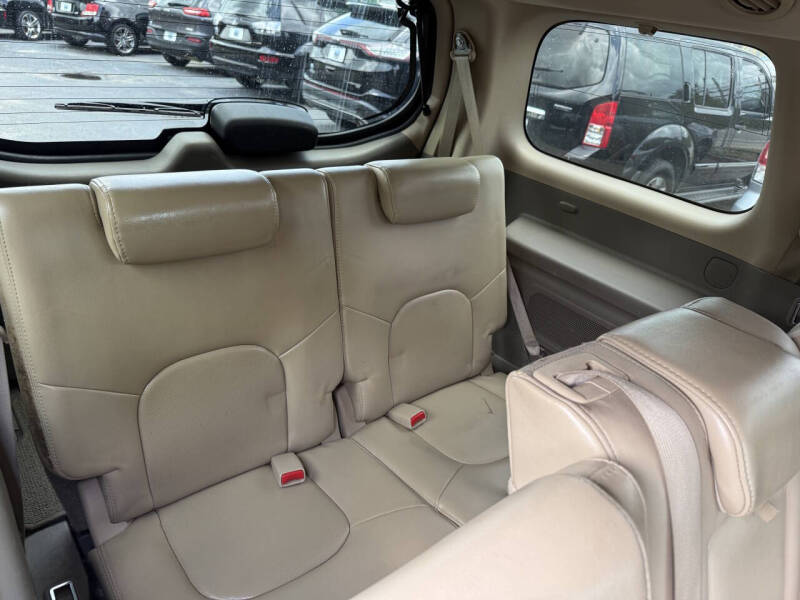 2011 Nissan Pathfinder Silver Edition