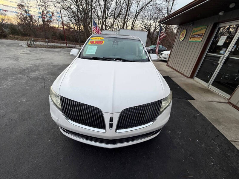2013 Lincoln MKT EcoBoost's photo