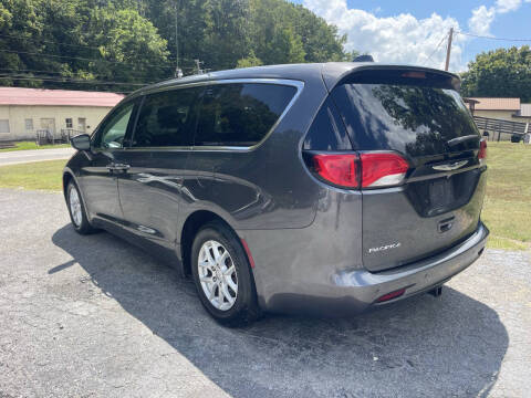 2017 Chrysler Pacifica LX