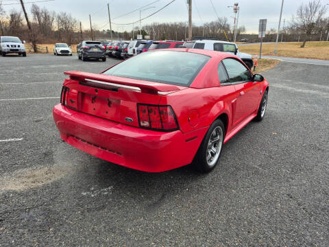 2004 Ford Mustang