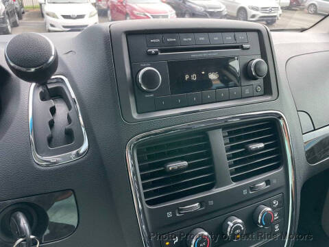 2015 Dodge Grand Caravan American Value Package