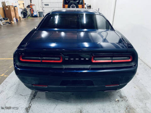 2015 Dodge Challenger SXT