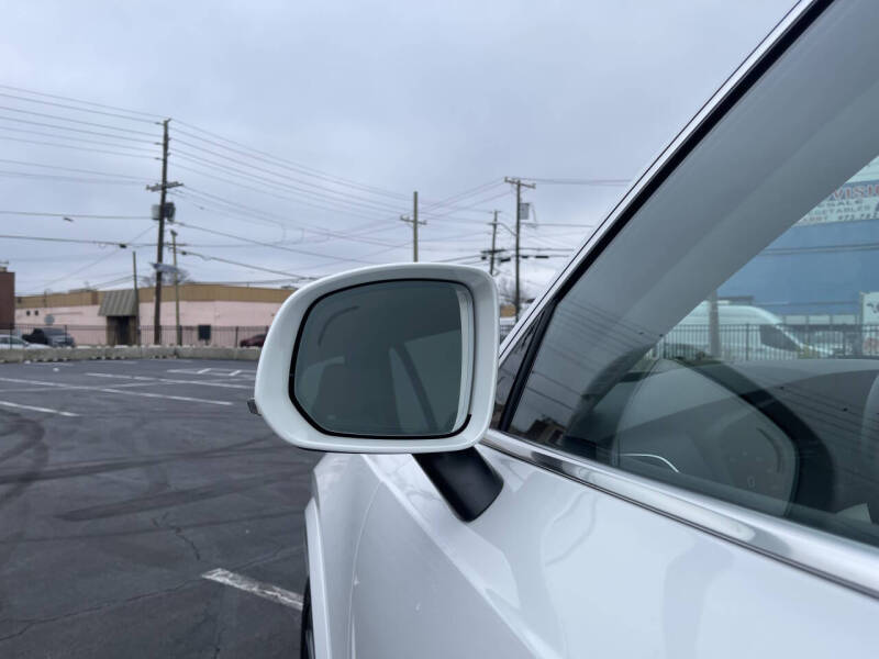 2019 Volvo XC90 T5 Momentum