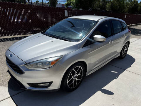 2015 Ford Focus SE Photo