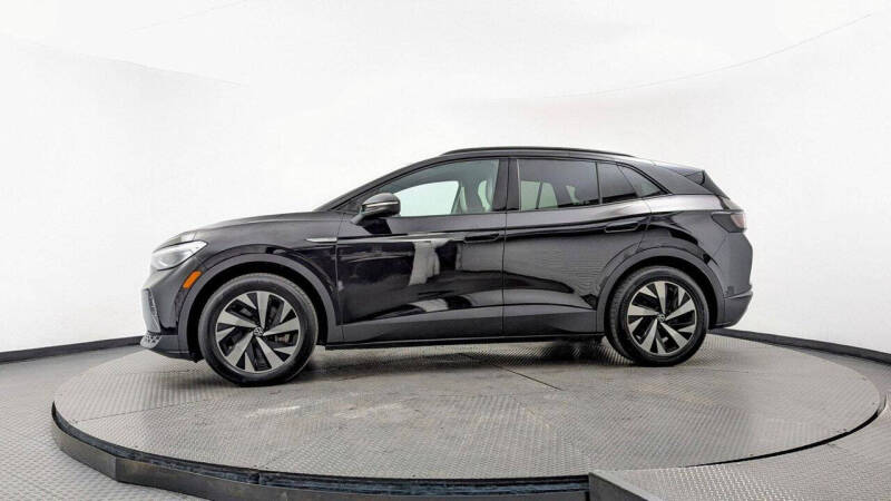 2023 Volkswagen ID.4 Pro