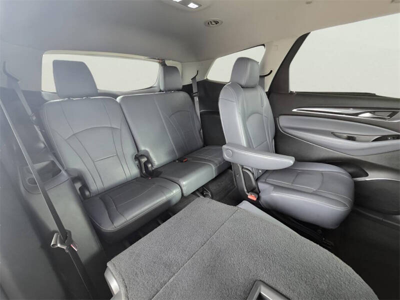 2020 Buick Enclave Essence