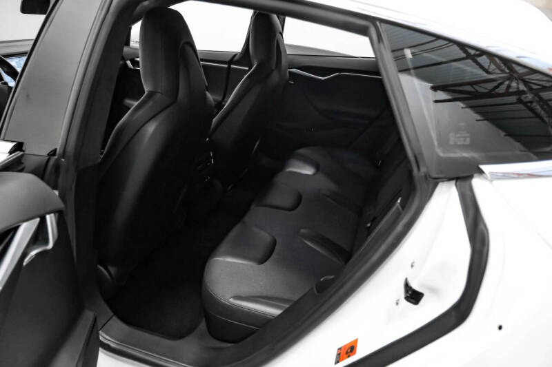 2016 Tesla Model S