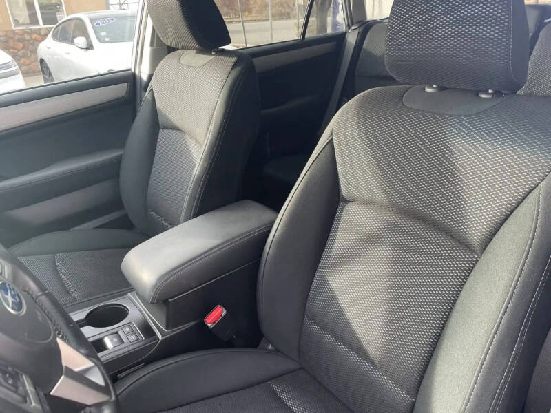 2017 Subaru Outback 2.5i Premium