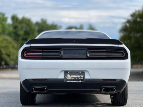 2021 Dodge Challenger SXT