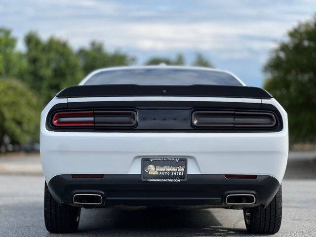 2021 Dodge Challenger SXT