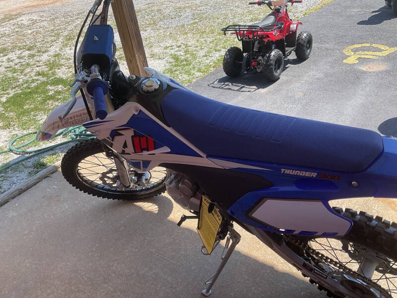 2025 Thunder300 Agb40-1a