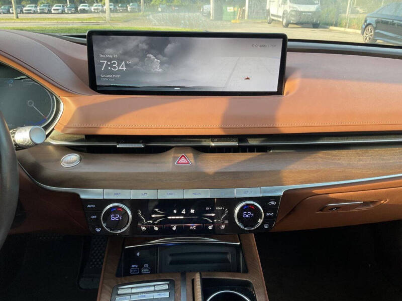 2024 Genesis Electrified G80 Advanced