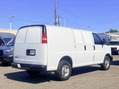 2020 Chevrolet Express 2500