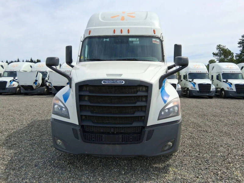 2021 Freightliner Cascadia