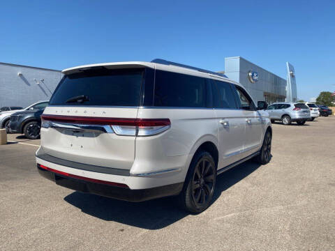 2023 Lincoln Navigator L Reserve