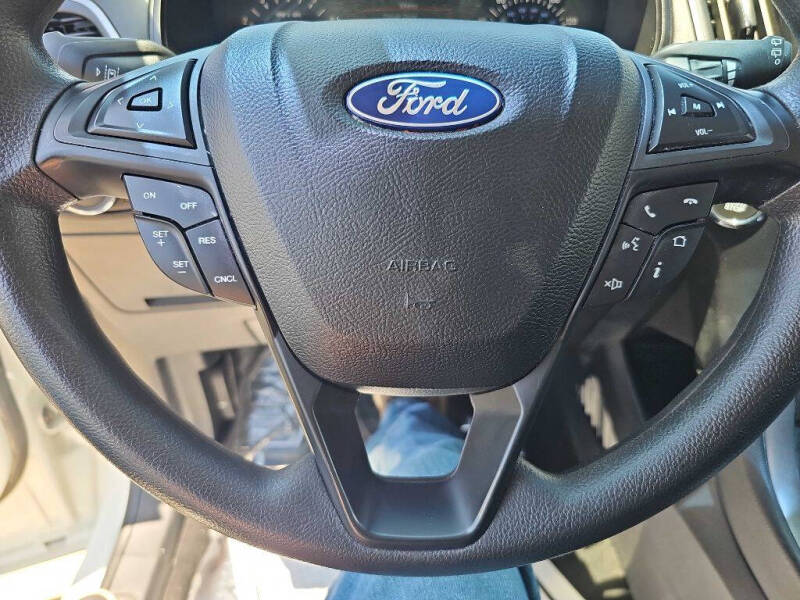 2019 Ford Edge SE