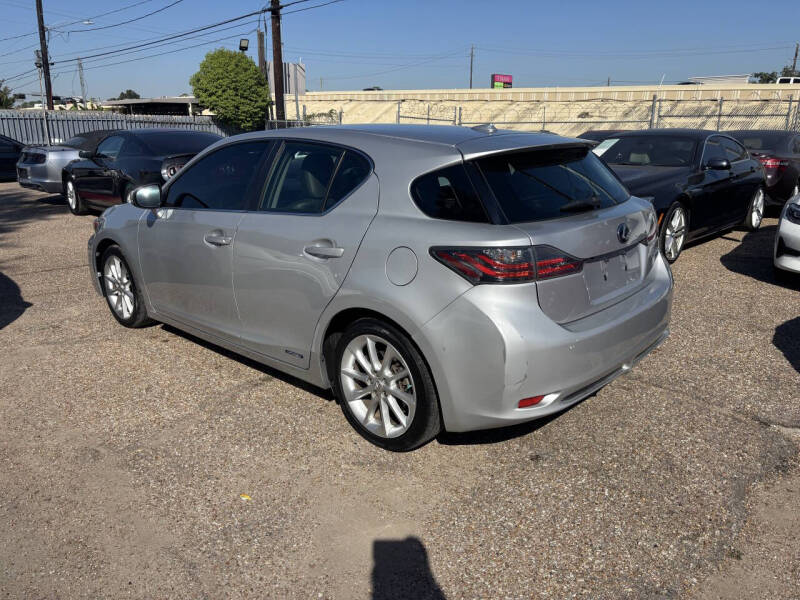 2011 Lexus CT 200h Premium