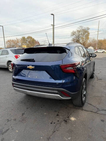 2024 Chevrolet Trax LT