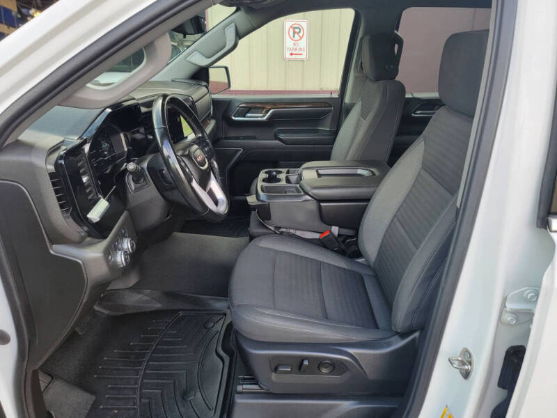 2023 GMC Sierra 1500