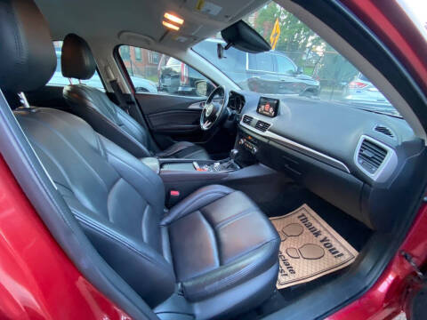2017 Mazda MAZDA3 Touring