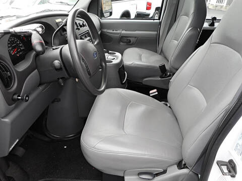 2003 Ford E-Series E-250