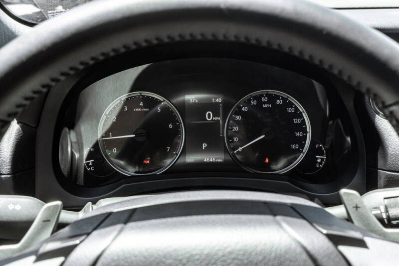 2024 Lexus IS 300