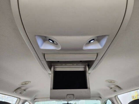 2013 Volkswagen Routan