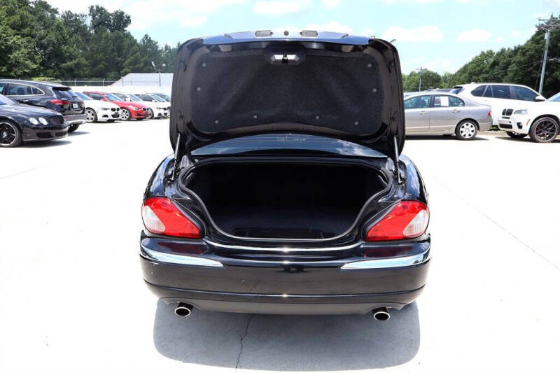2004 Jaguar X-Type 2.5