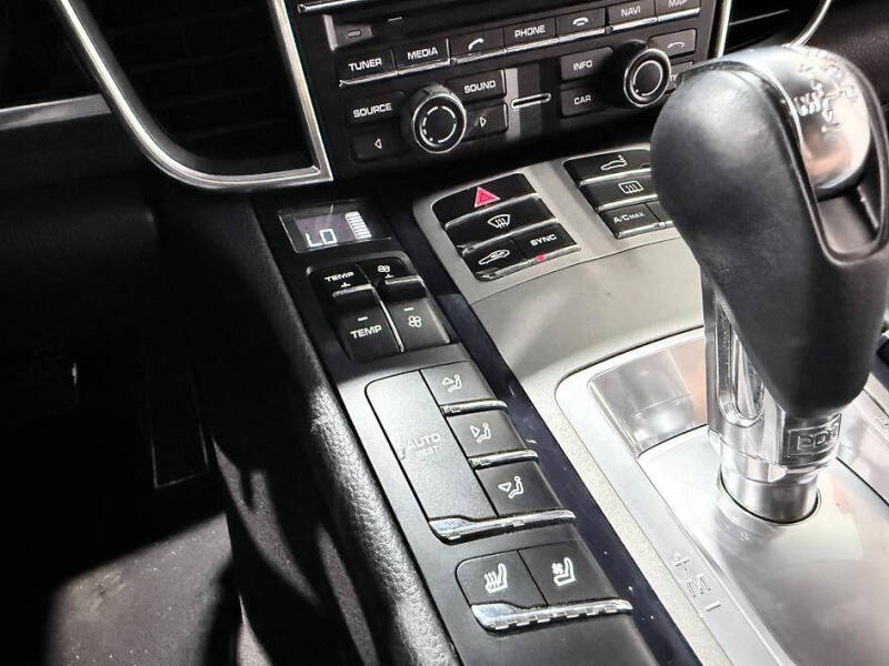 2016 Porsche Panamera