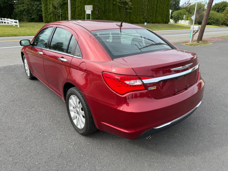 2013 Chrysler 200 Limited