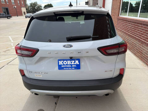 2025 Ford Escape Platinum