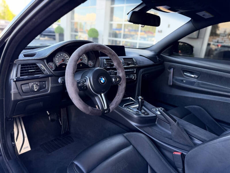 2019 BMW M4 CS