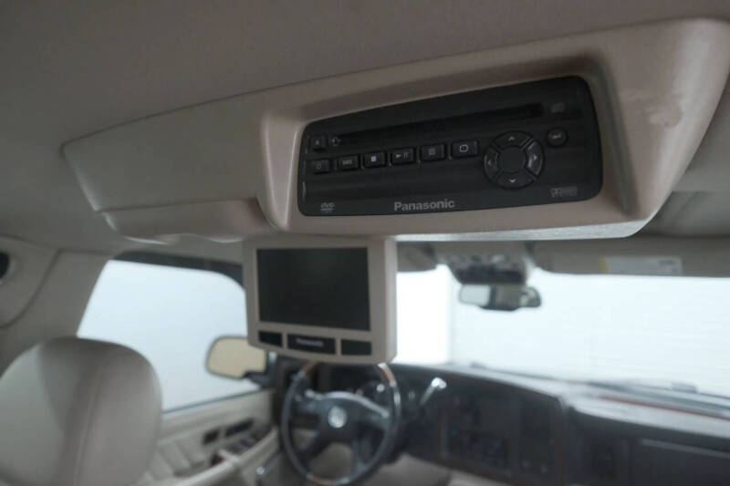 2005 Cadillac Escalade ESV Platinum Edition