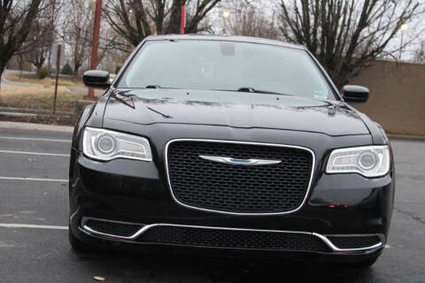 2017 Chrysler 300 Limited