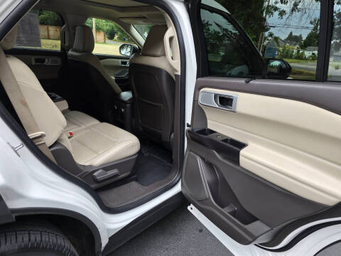 2020 Ford Explorer Platinum